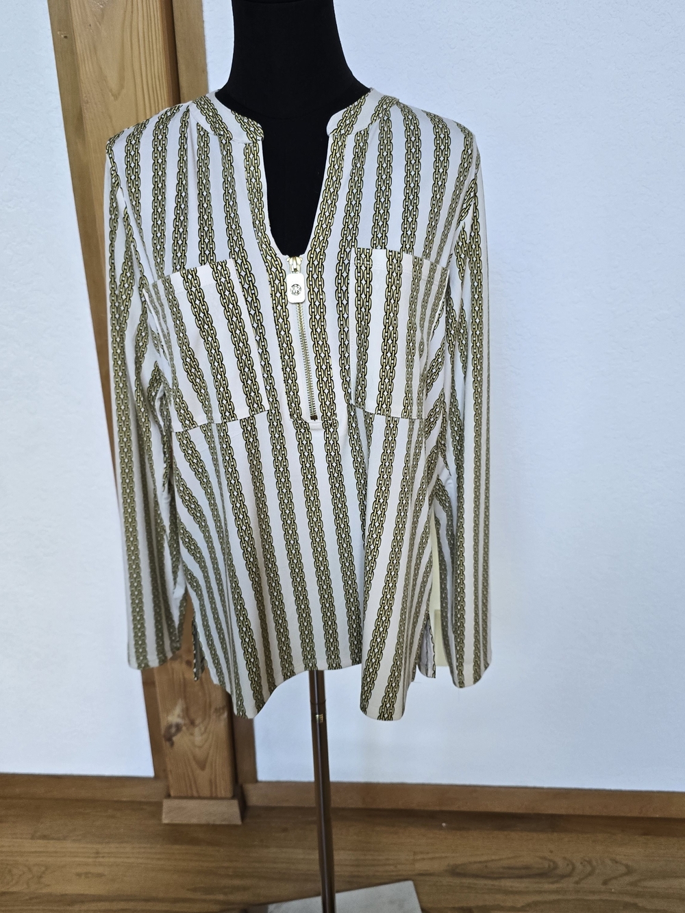 Michael Kors White and Yellow Chain-Stripe Long-Sleeve Quarter-Zip Shirt